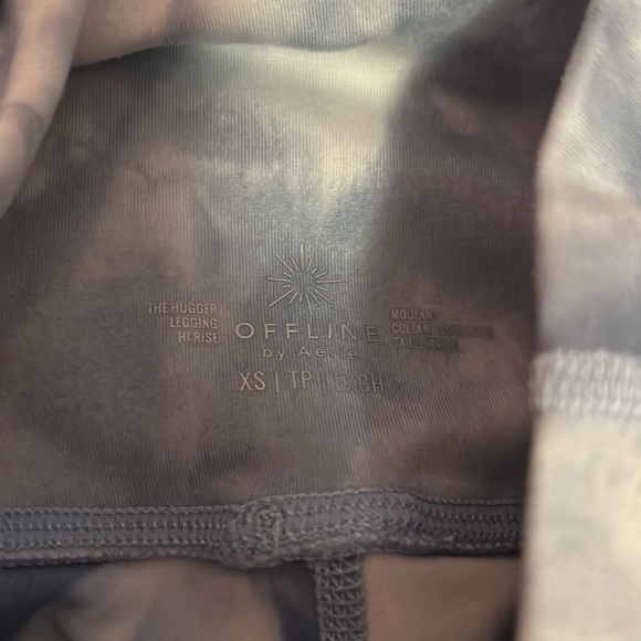 Limited edition aerie leggings - Picture 3 of 3